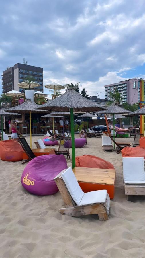 Private Apartament Vip In Royal Beach Pantai Sunny Bagian luar foto