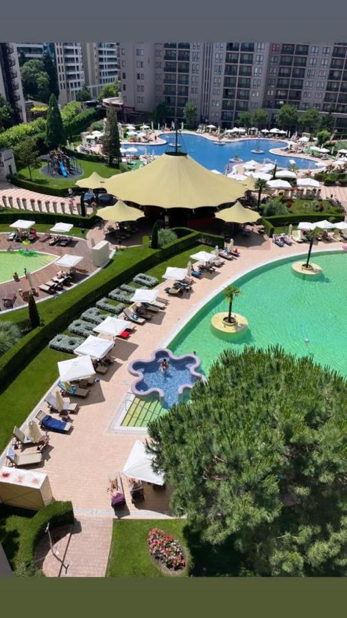 Private Apartament Vip In Royal Beach Pantai Sunny Bagian luar foto